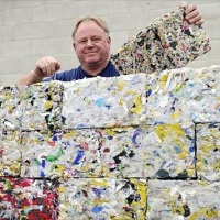 Ladrillos de plástico reciclado